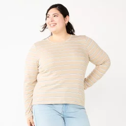 Juniors' Plus Size SO® Classic Long Sleeve Top
